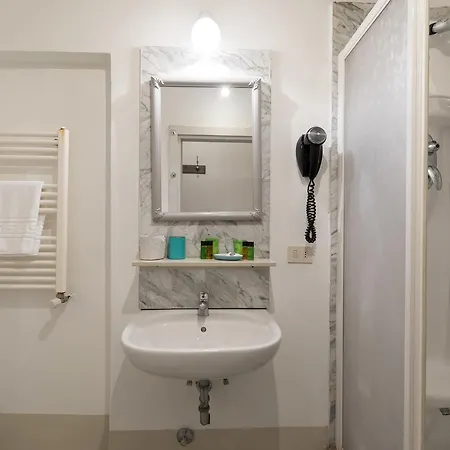 F7 - Santa Croce One Bedroom Flat For 2 Or 3 Guests Florença Exterior foto